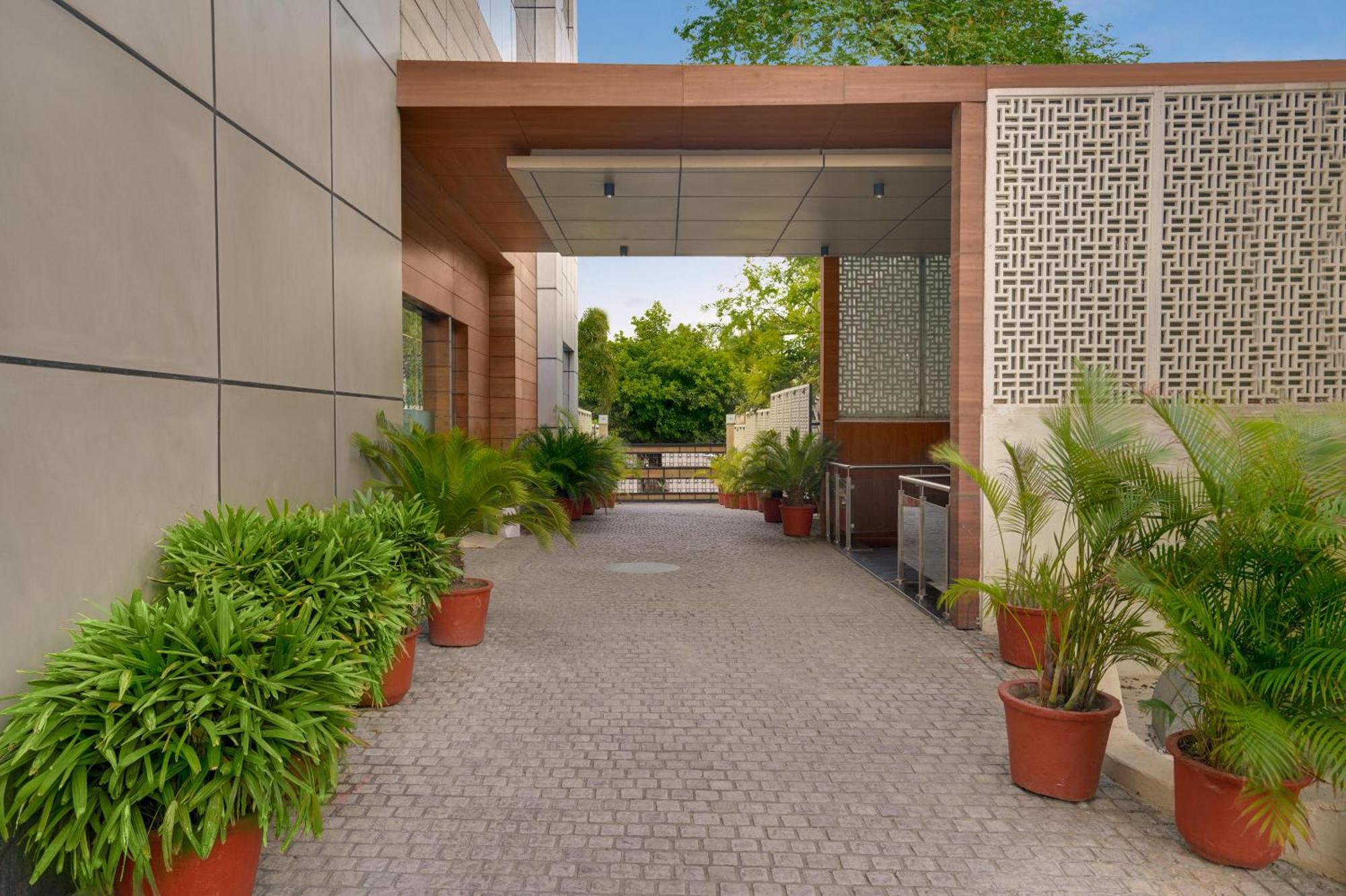 Hotel Nio By Tarika Noida Buitenkant foto