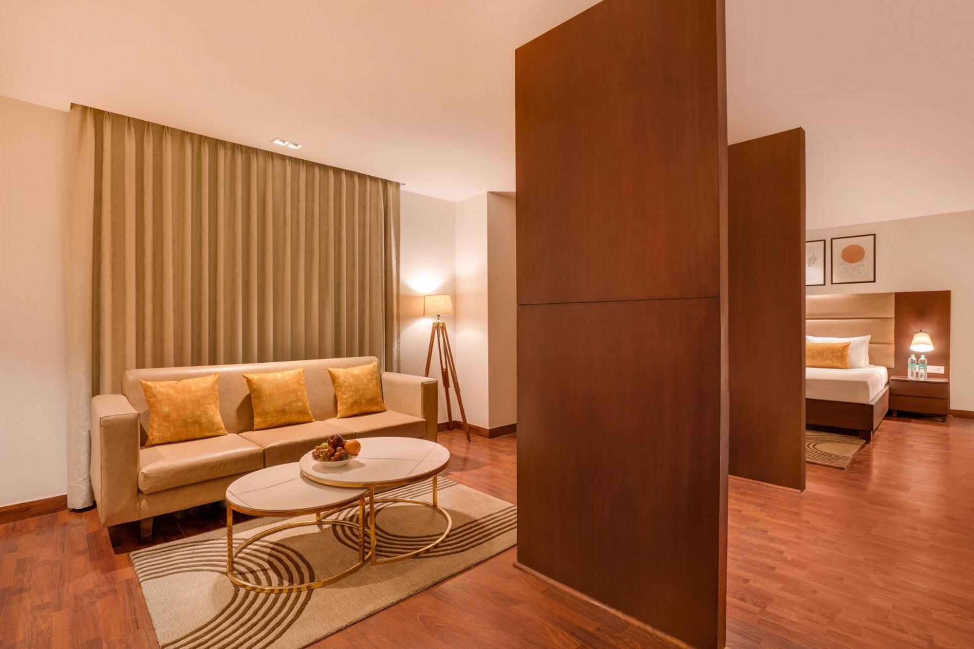 Hotel Nio By Tarika Noida Buitenkant foto