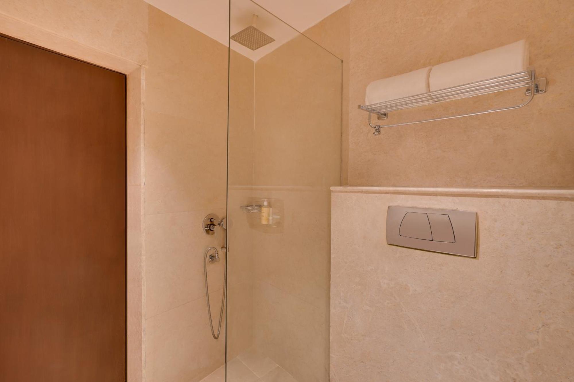 Hotel Nio By Tarika Noida Buitenkant foto
