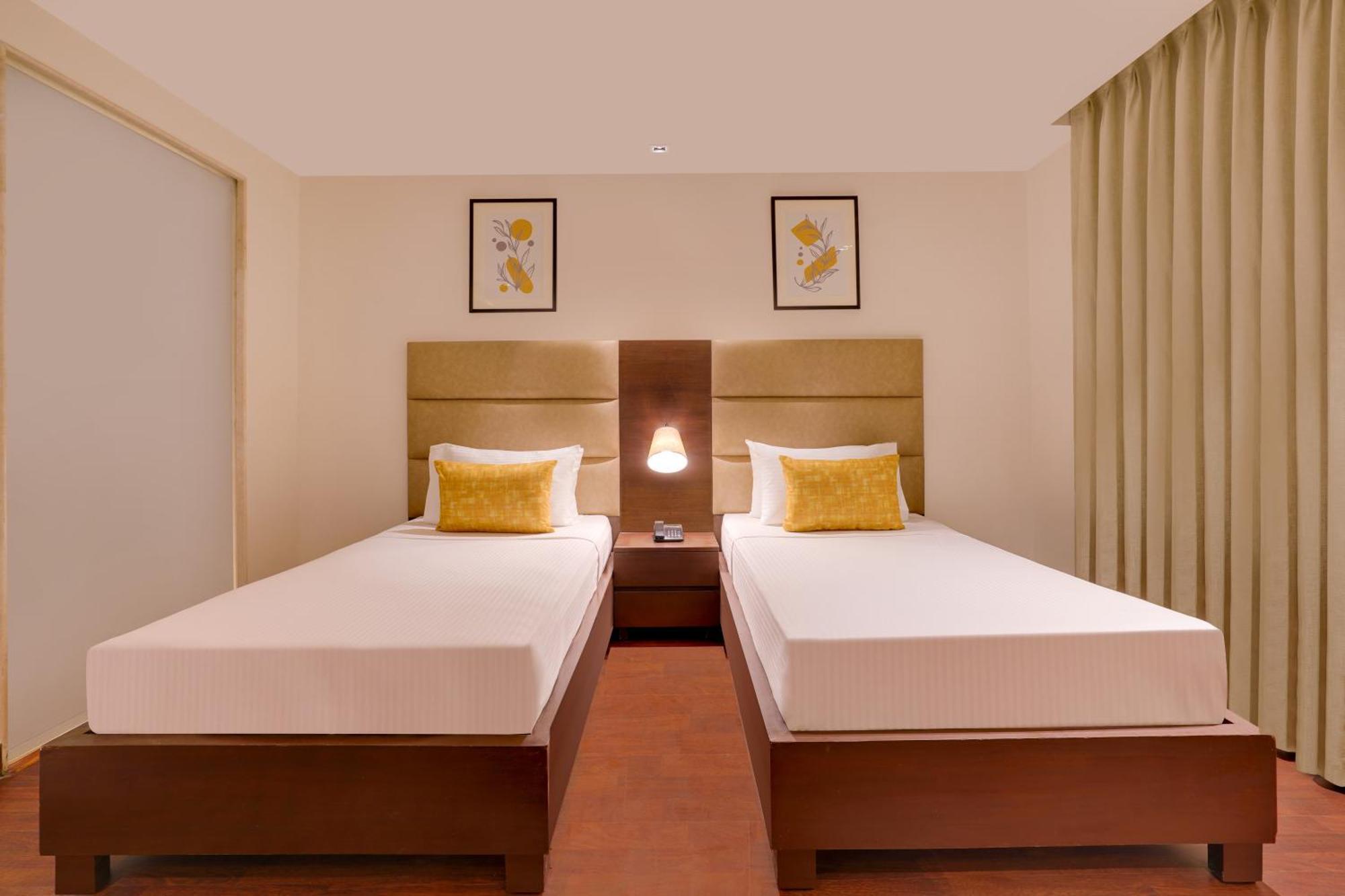 Hotel Nio By Tarika Noida Buitenkant foto
