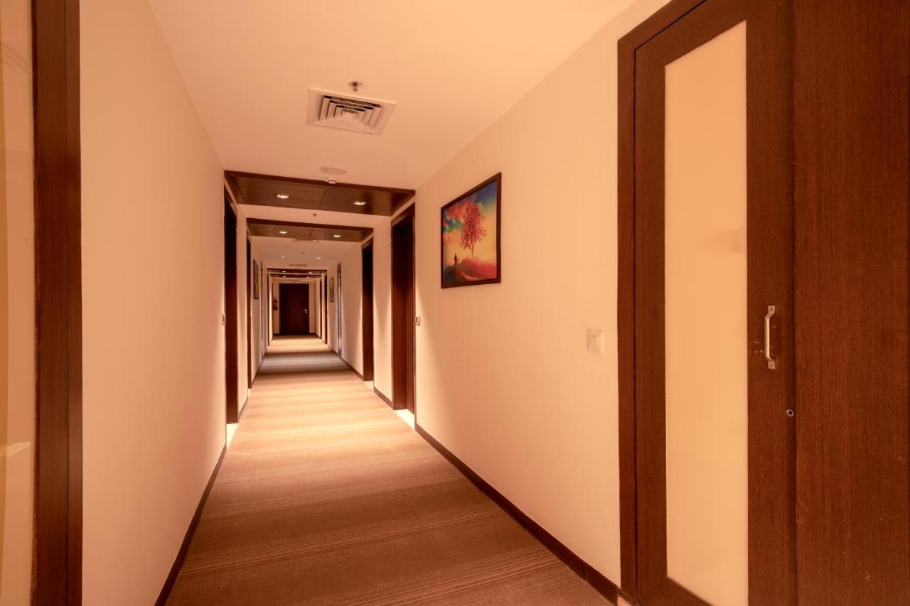 Hotel Nio By Tarika Noida Buitenkant foto